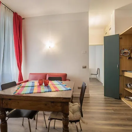 Gemini 1 Apartment